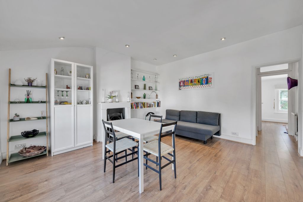 Property photo 2 of 10 Dsc04470