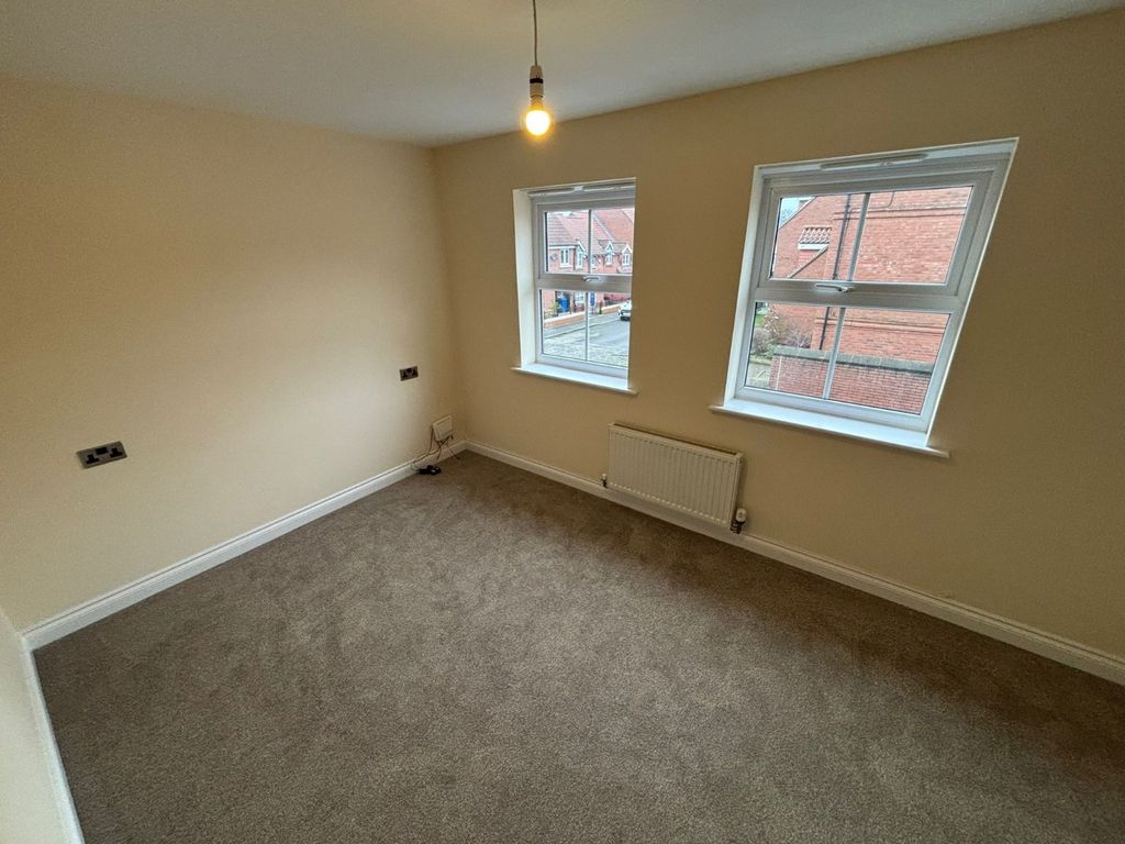 Additional image 8 of 4 bed semi-detached house to rentJuniper Chase, Beverley, East Yorkshire HU17