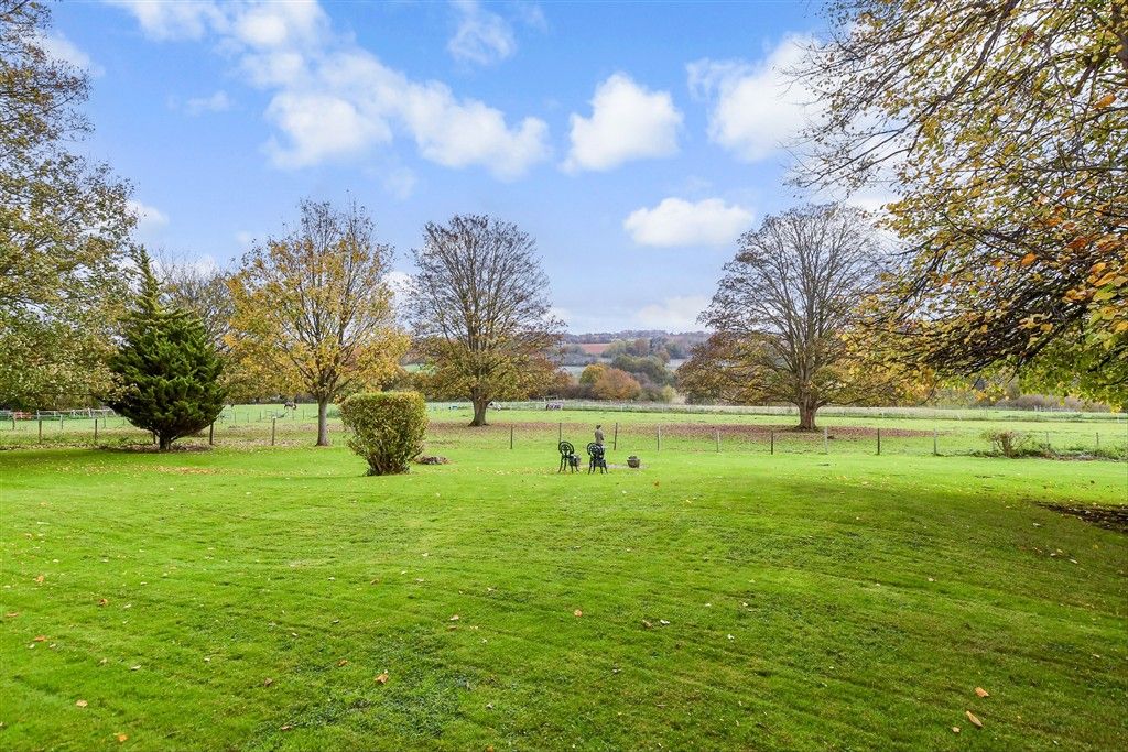 Property photo 2 of 12 External Lifestyle Photograph