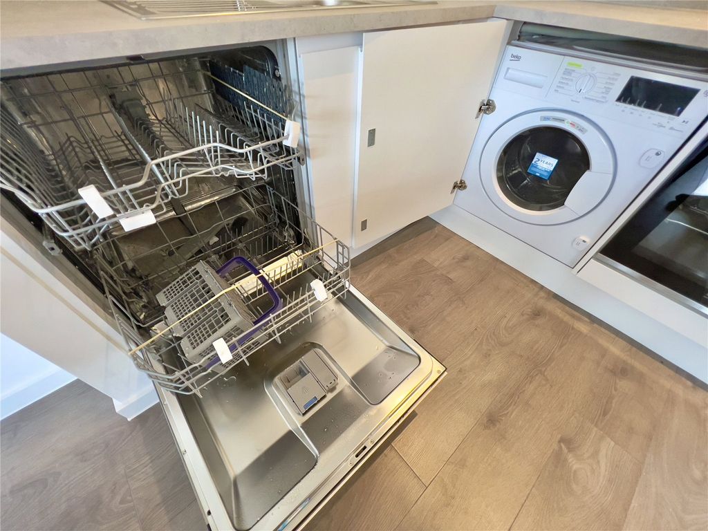 Property photo 3 of 11 Picture No. 04