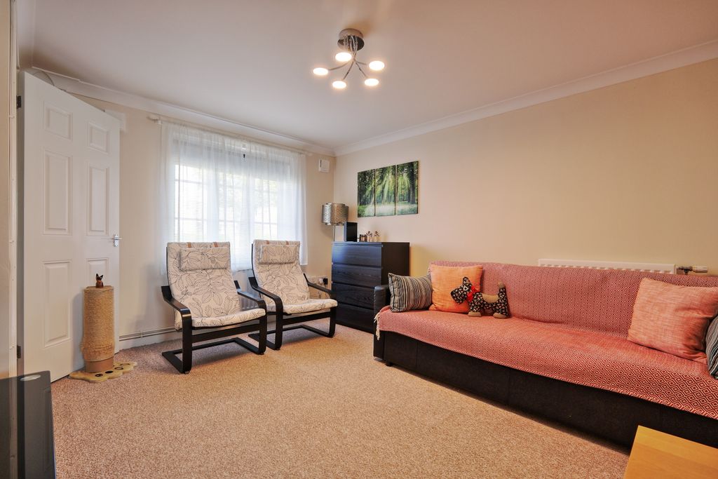 Property photo 3 of 13 2