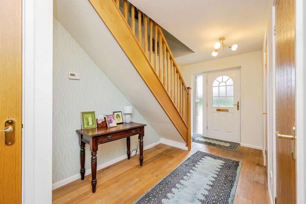 Property photo 2 of 20