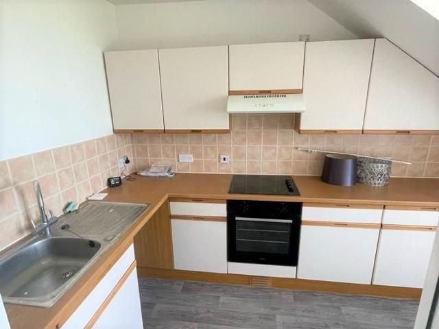 Property photo 2 of 7 Kitchen.Jpg