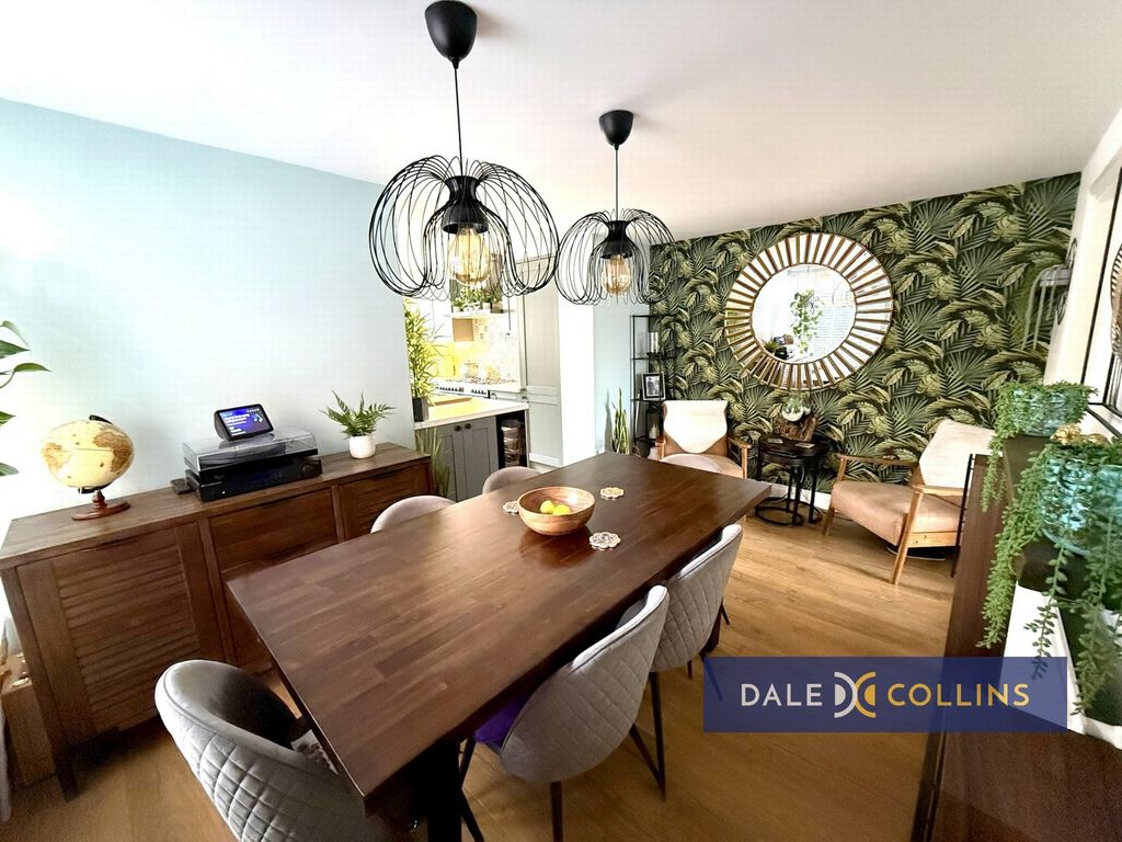 Property photo 3 of 22 Photo 12