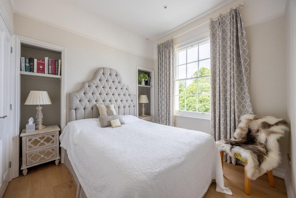 Additional image 16 of 3 bed flat for saleMontpellier Spa Road, Cheltenham, Gloucestershire GL50