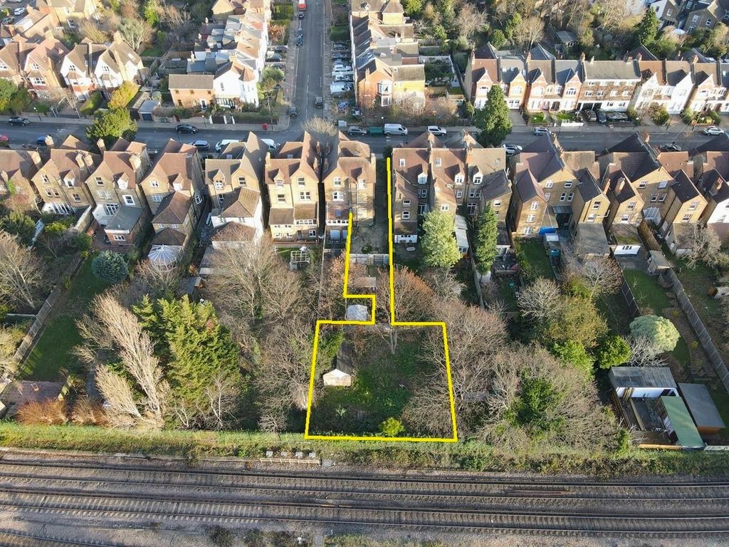 Property photo 3 of 9 Maineditoutline3.Jpg