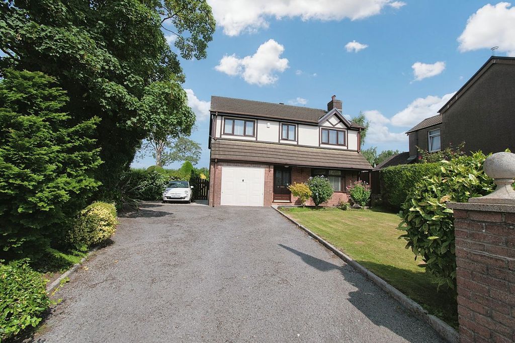 Property photo 1 of 39
