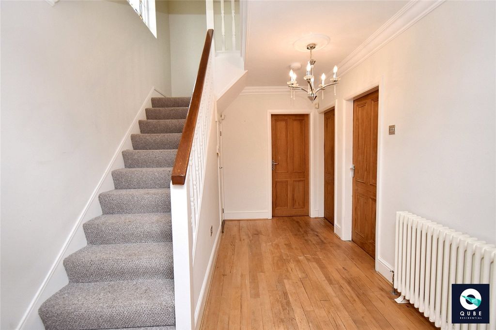 Property photo 3 of 48 Picture No. 03