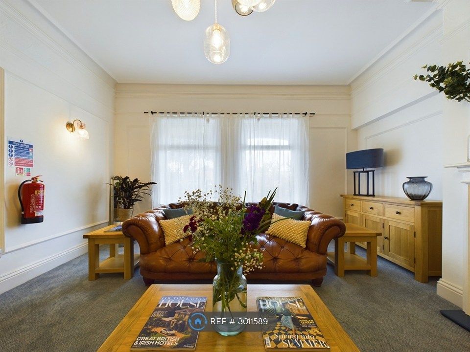 Property photo 2 of 5 Guest Lounge