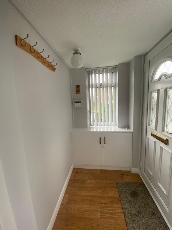 Property photo 2 of 18 Photo 28