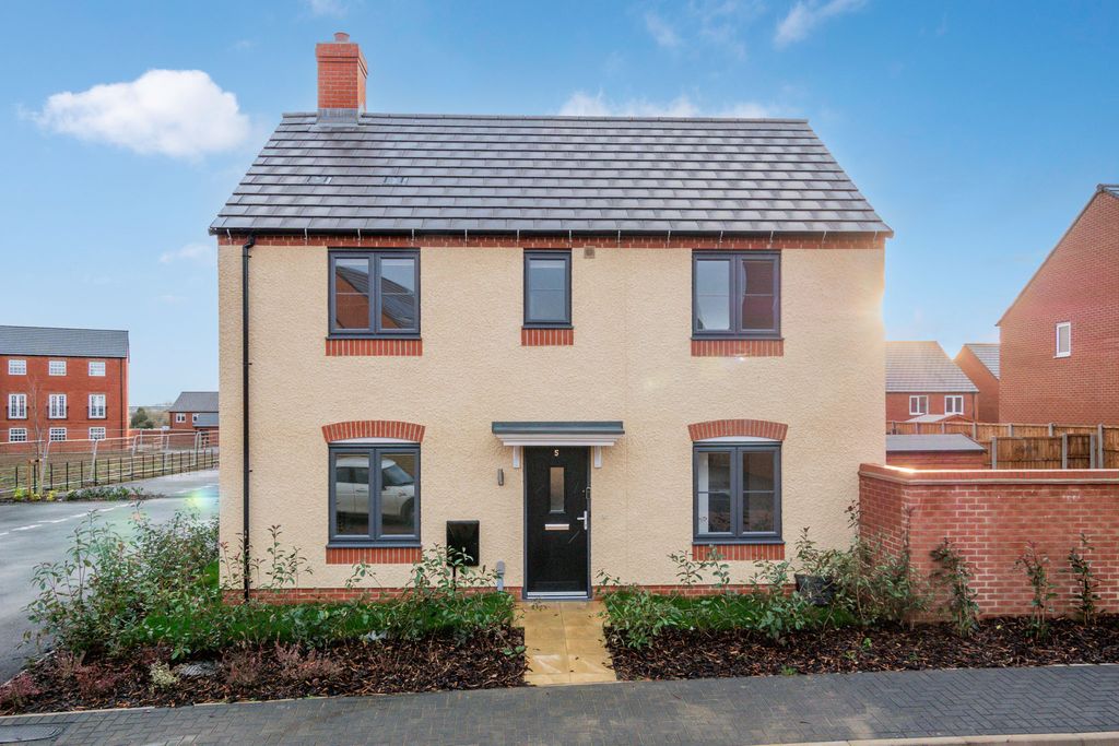 Property photo 2 of 19 Photo