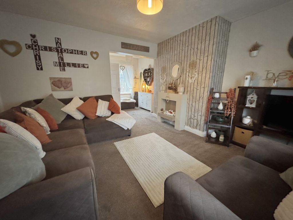 Property photo 2 of 15 Img_6436