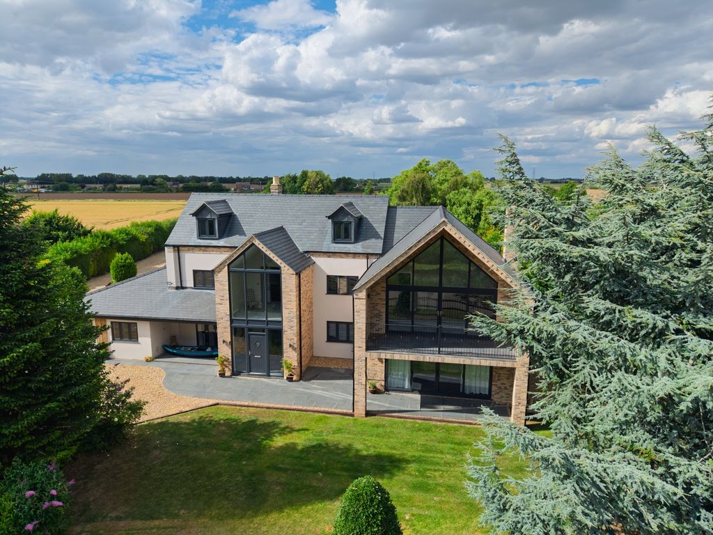 Property photo 1 of 51 Ewemove Spalding - Surfleet Sea Ends - Front Of H