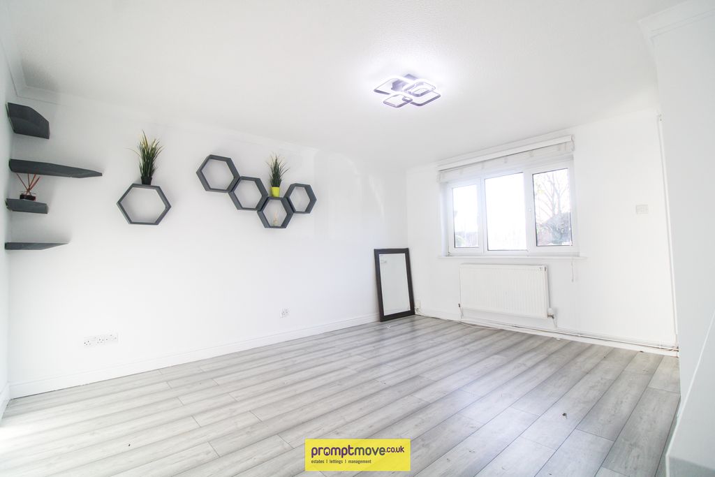 Property photo 3 of 15 Na