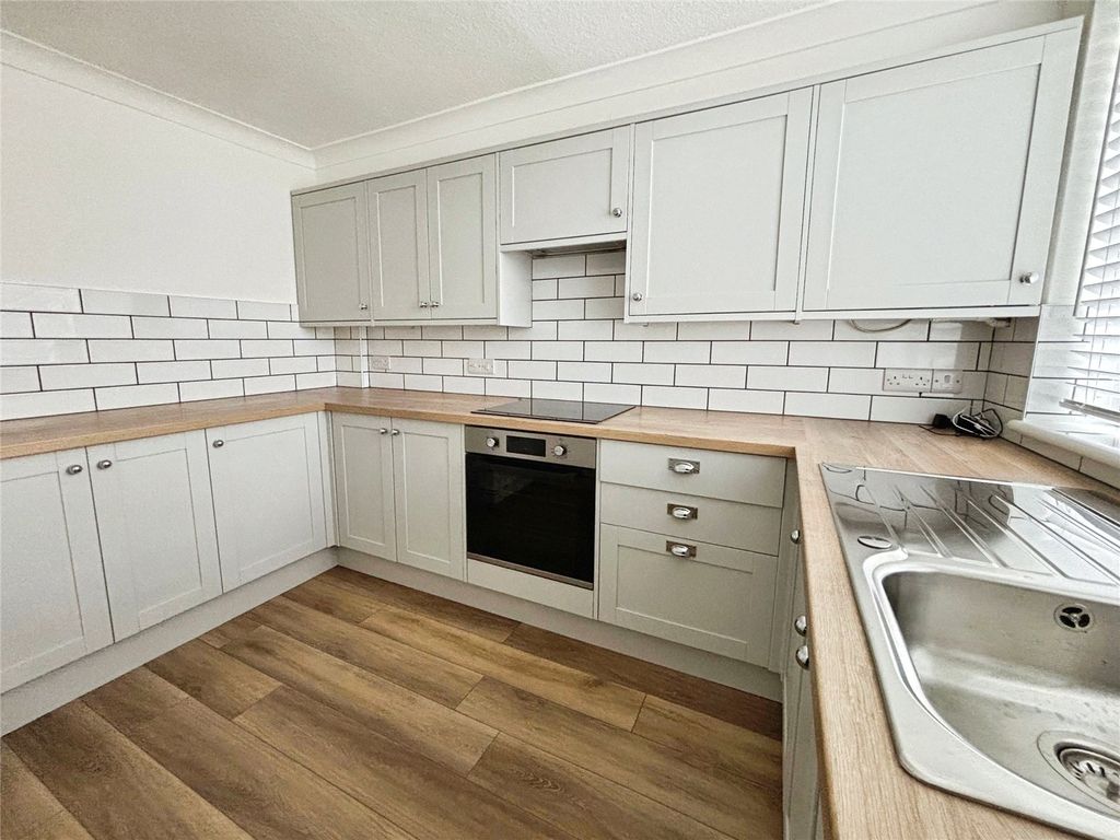 Property photo 2 of 11 Picture No. 06