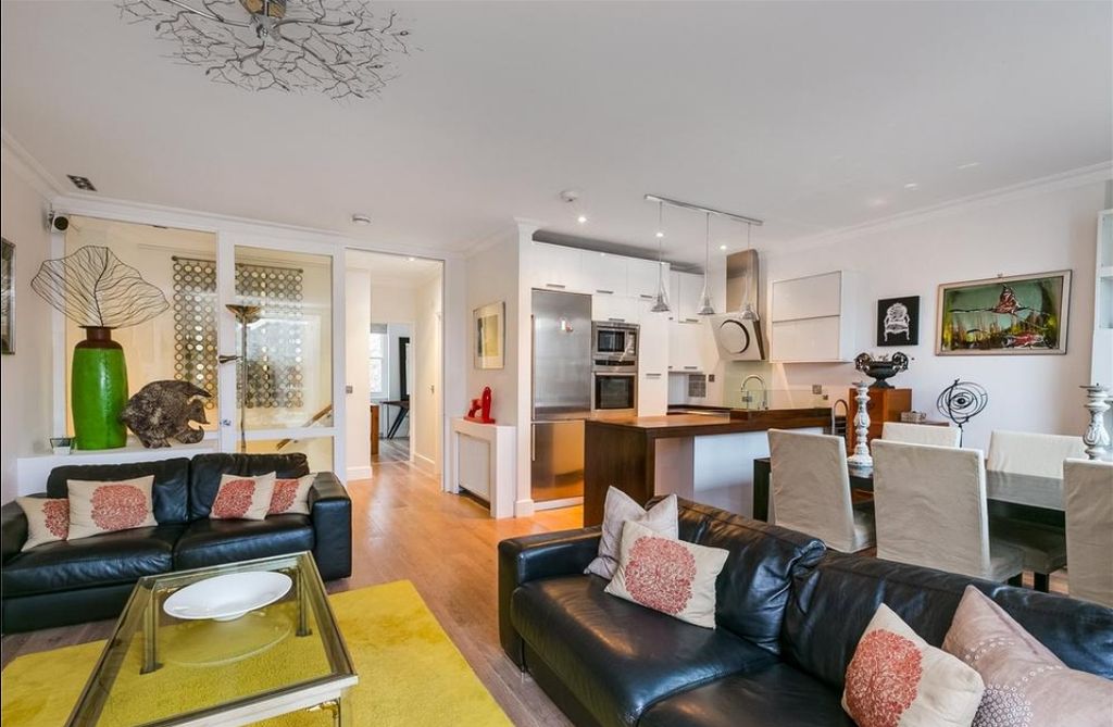 Property photo 1 of 13