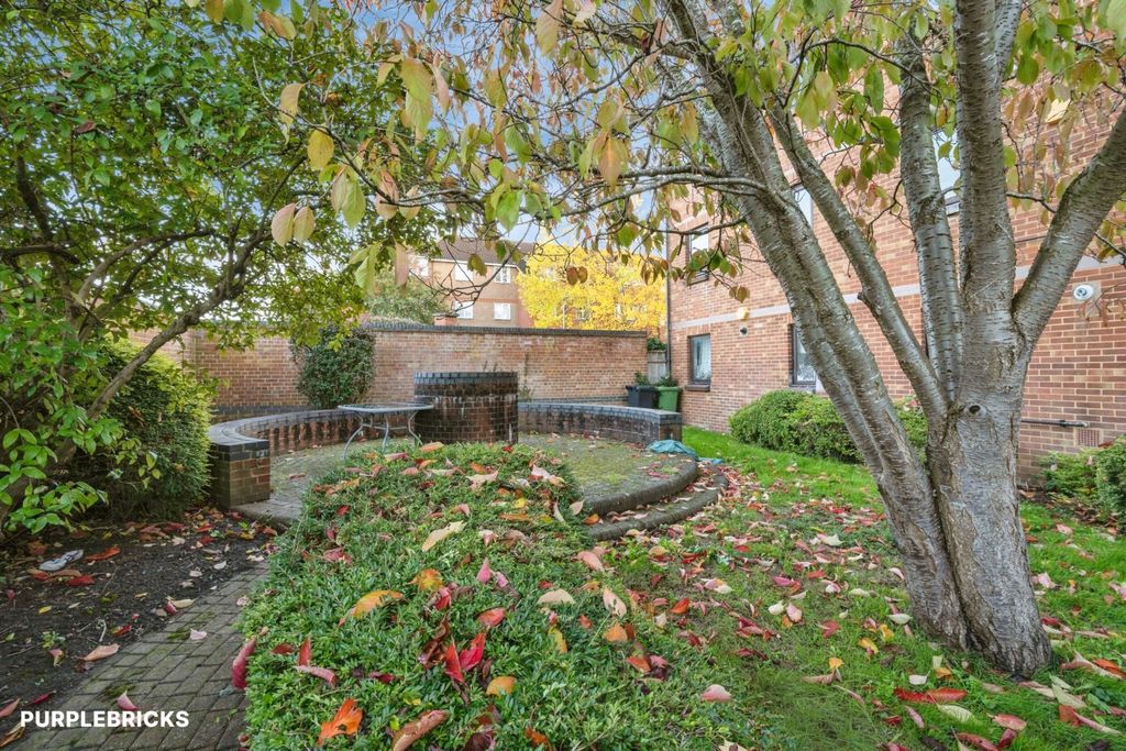 Property photo 2 of 19