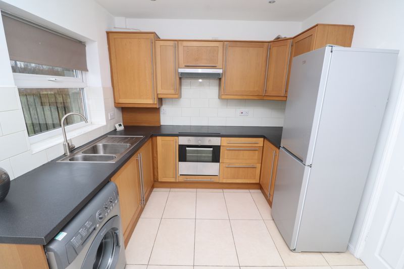 Property photo 2 of 8 Kitchen/Diner