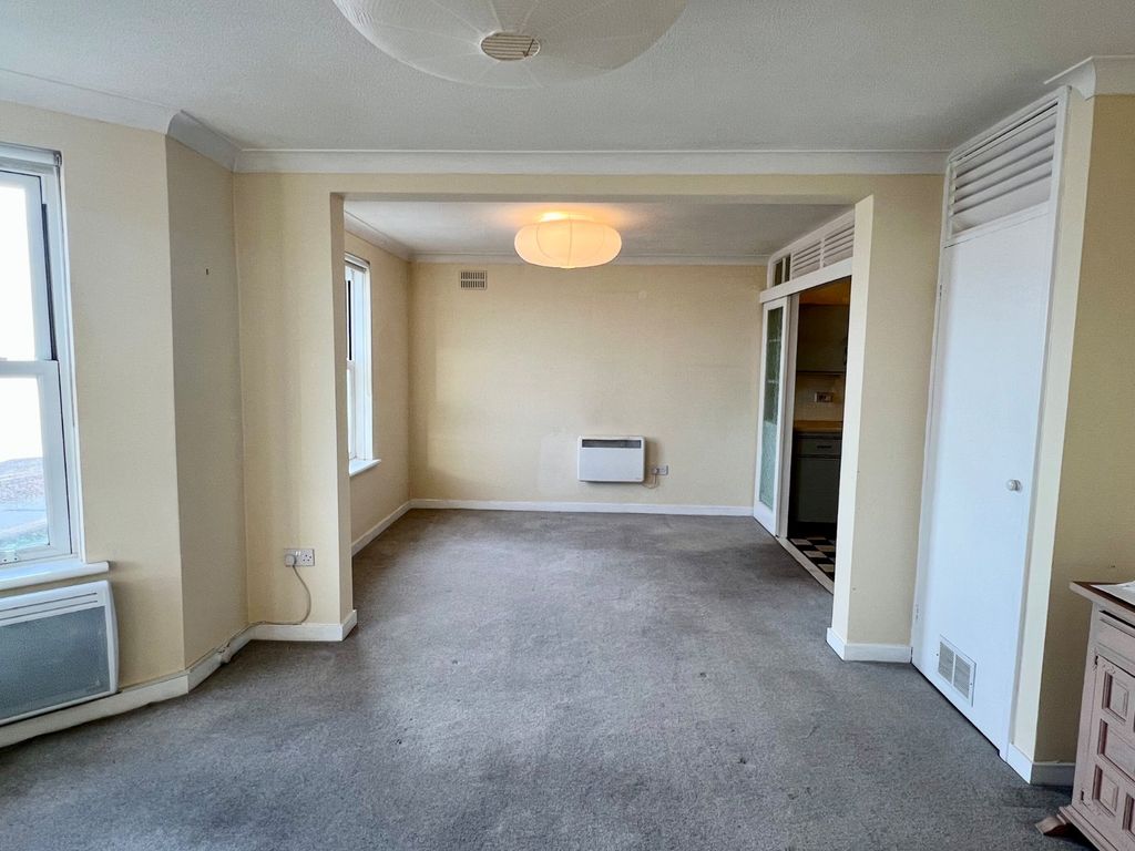 Additional image 5 of 2 bed flat for salePrince William Court, The Marina, Deal CT14