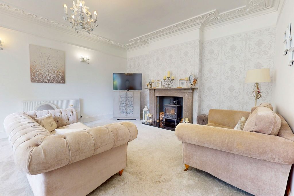 Property photo 3 of 30 5131932
