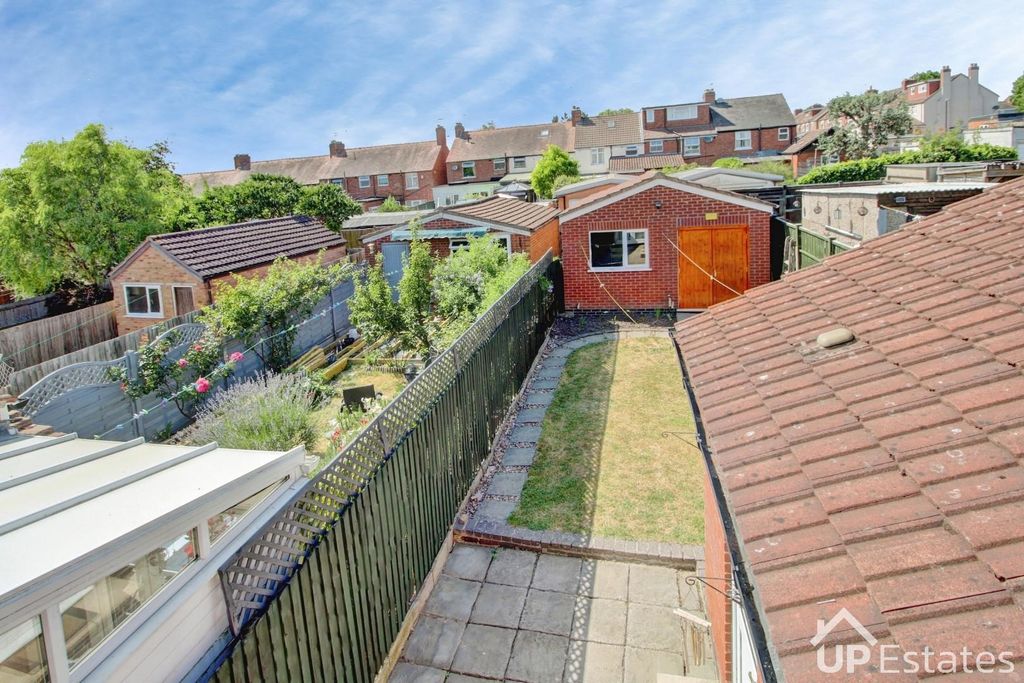 Property photo 3 of 19