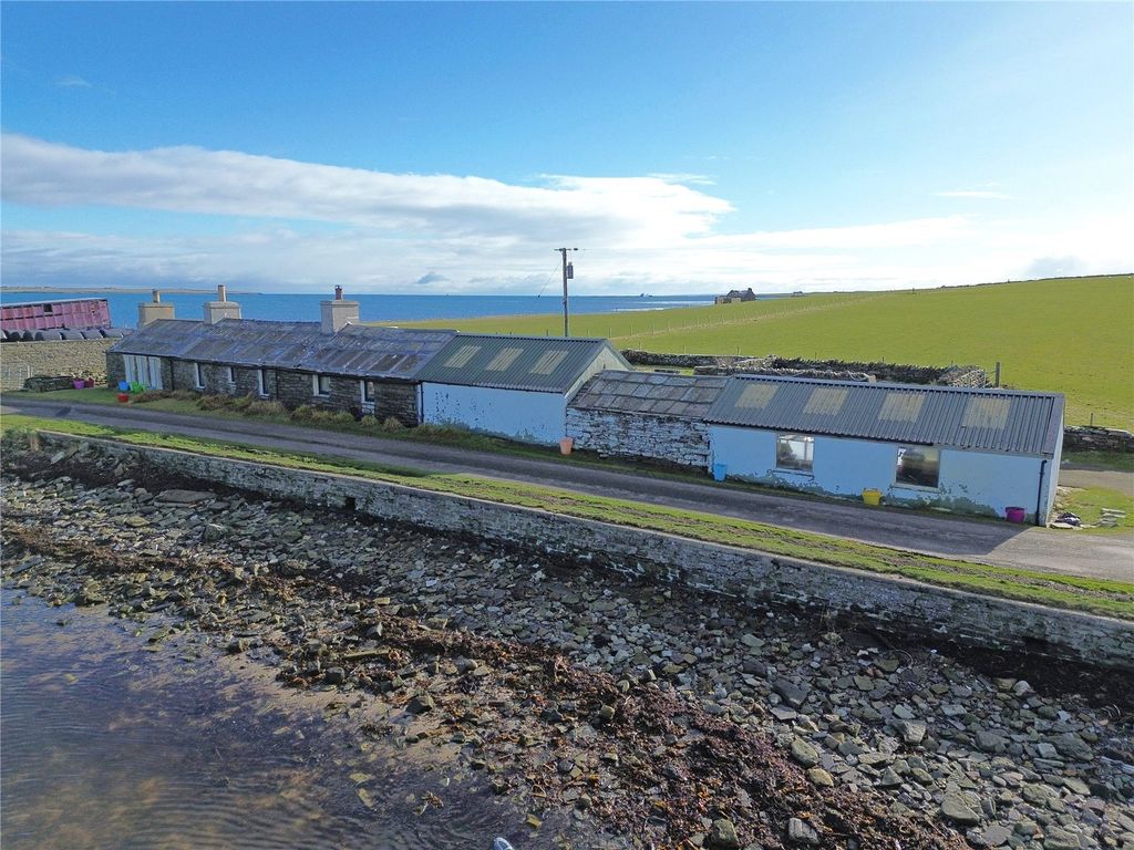 Property photo 3 of 47 Main 3