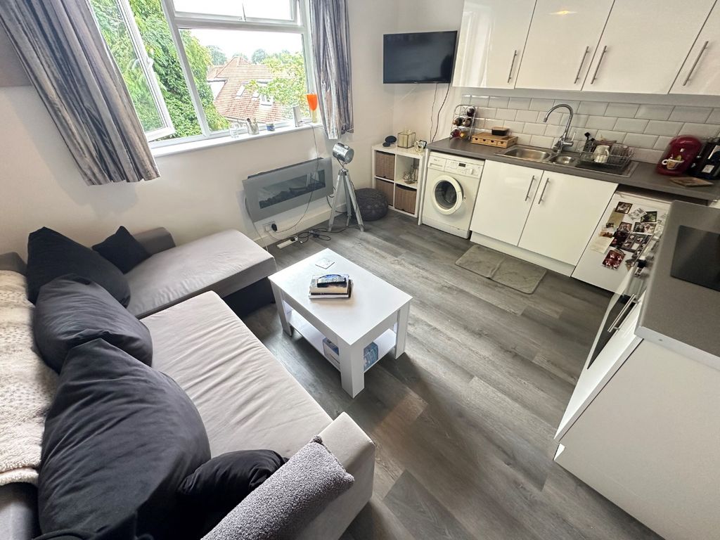 Property photo 2 of 5 4250571