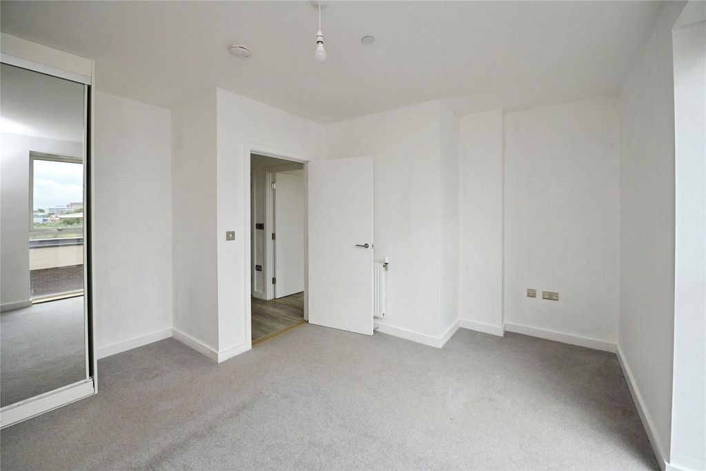 Property photo 3 of 11 Picture No. 05