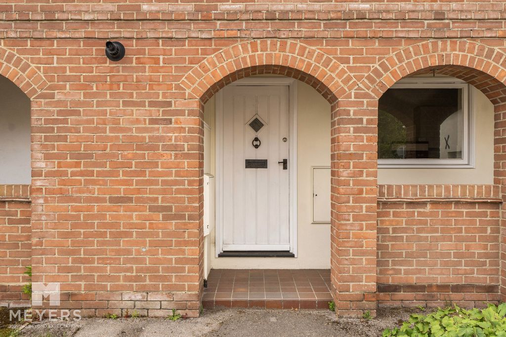 Property photo 2 of 22