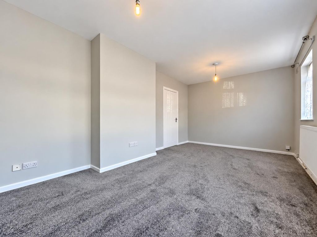 Property photo 2 of 10 cc91E55B-000B-48d7-A4A1-Ddeae5d4E3d0.Png