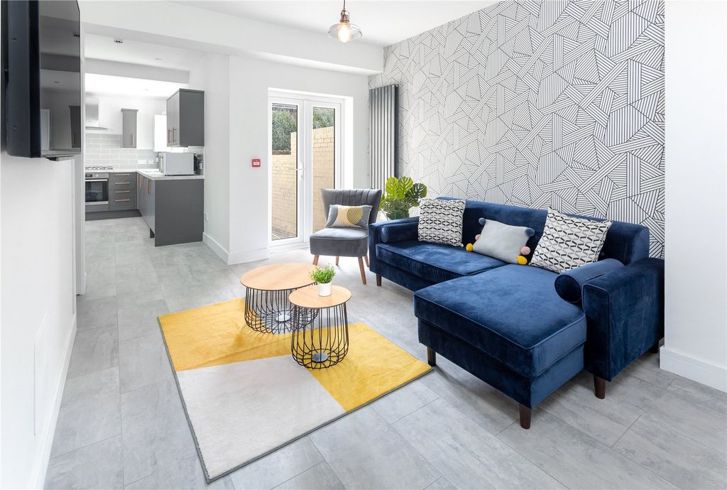 Property photo 3 of 20 Picture No. 13