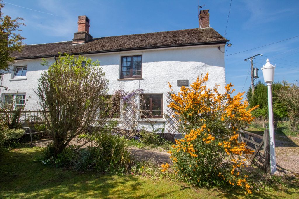Property photo 1 of 24