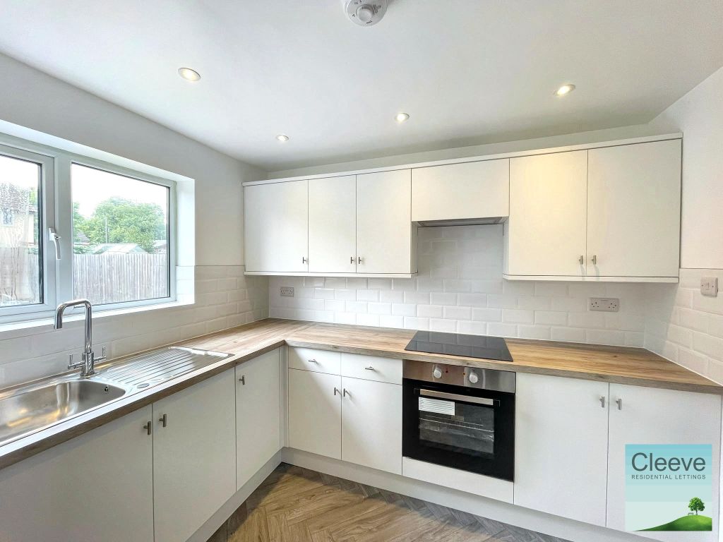 Property photo 2 of 12 6B32472d-91Bc-4E24-Ac47-Cf3d84Dcb46c