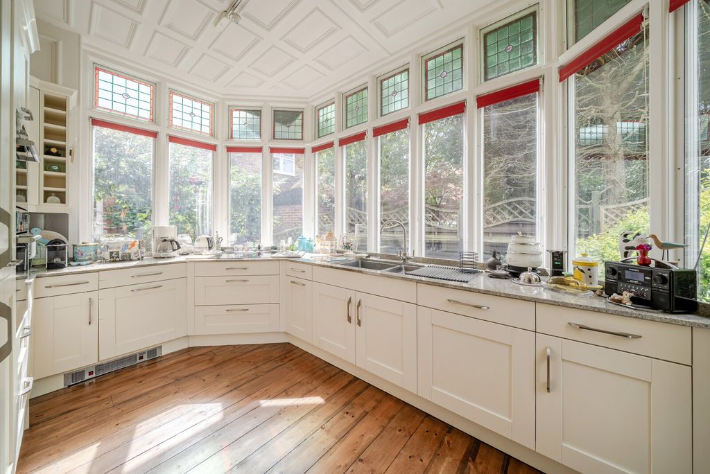 Property photo 3 of 21 1441171-1-69E0E33...