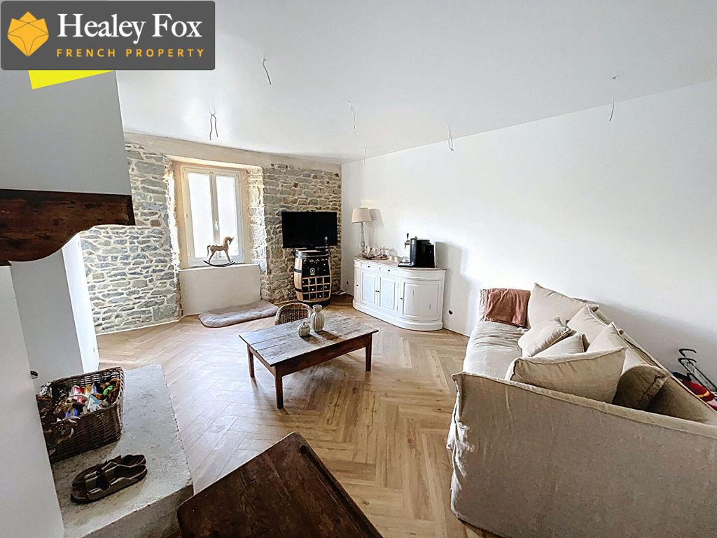 Property photo 2 of 18