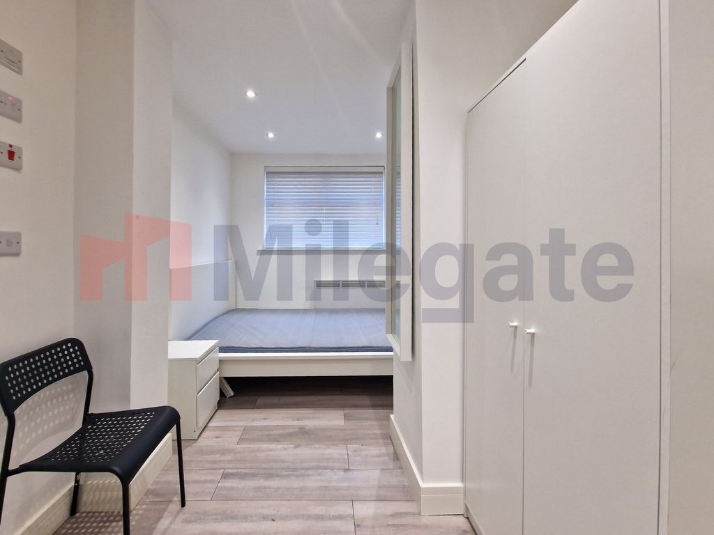 Property photo 3 of 6 Photo 3