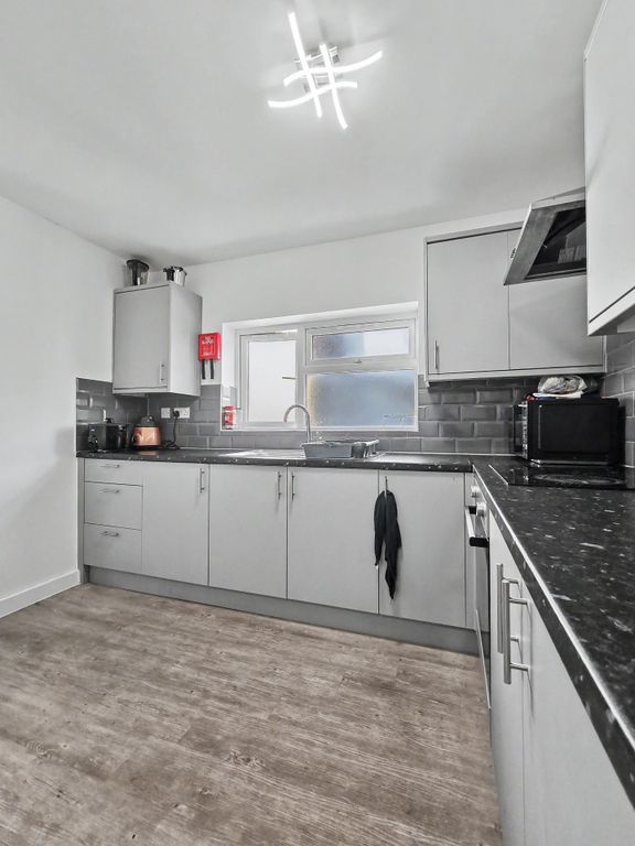 Property photo 3 of 4 20260622_174936