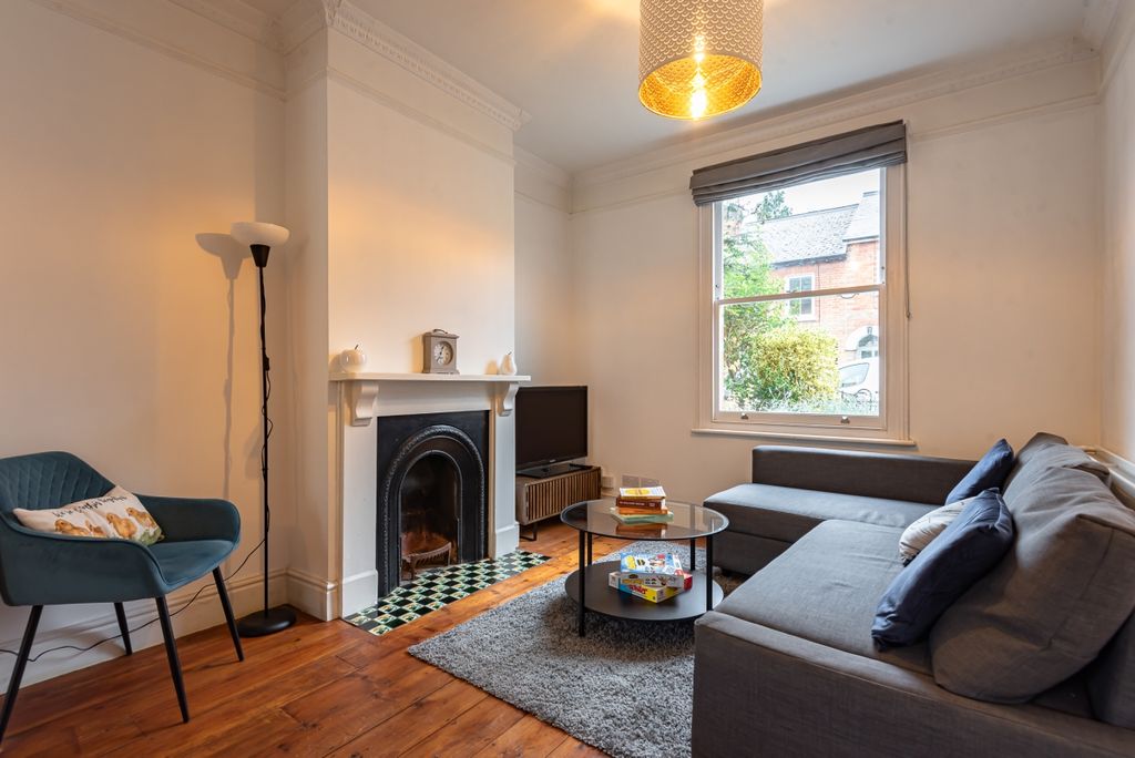 Property photo 2 of 10 Copy Of Donningto...