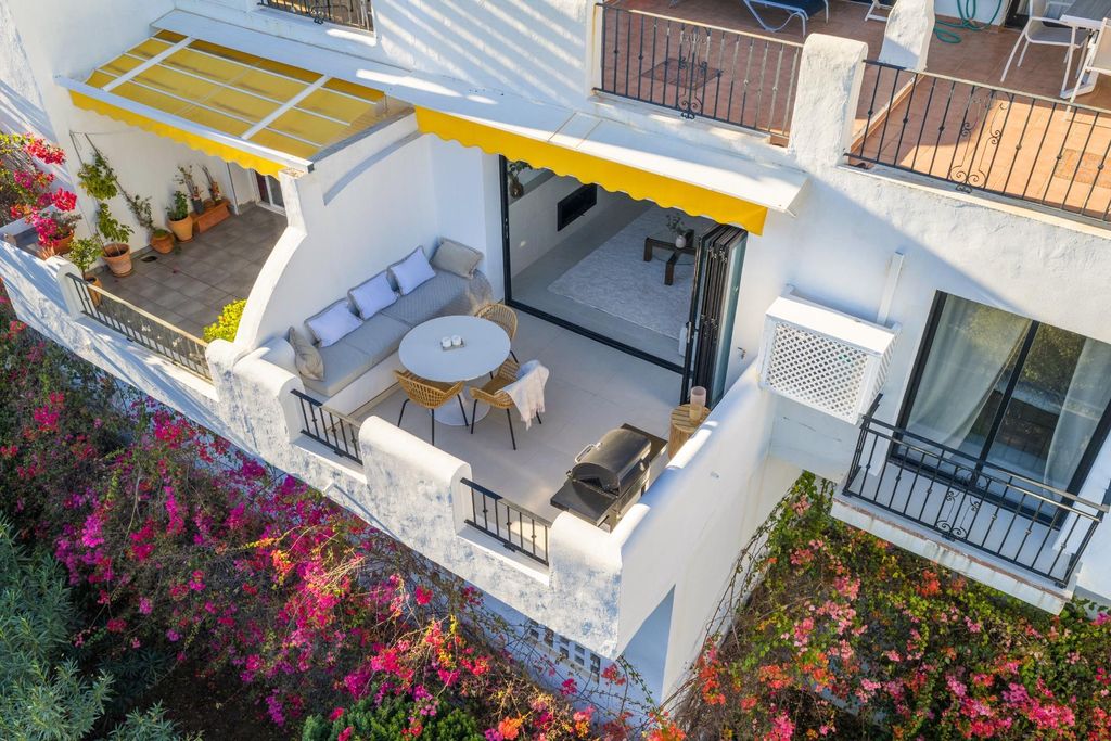 Property photo 1 of 18