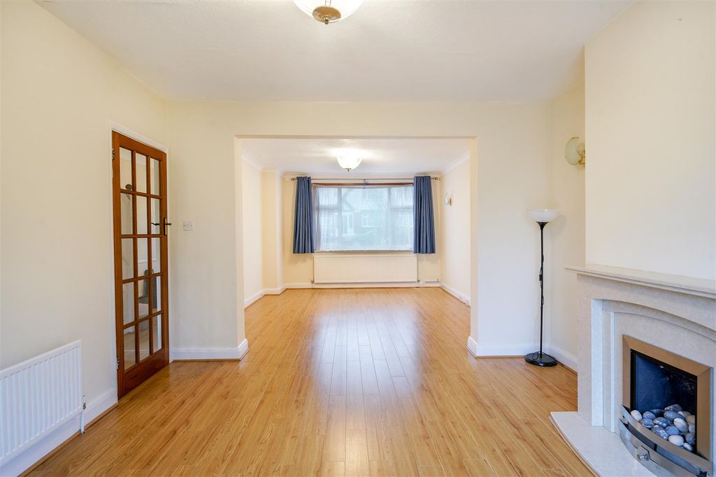 Property photo 2 of 16 47 Norval Road - Gcio1B51E3Uusomddy4U.Jpg