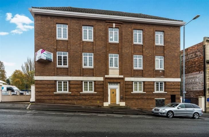 Property photo 2 of 5