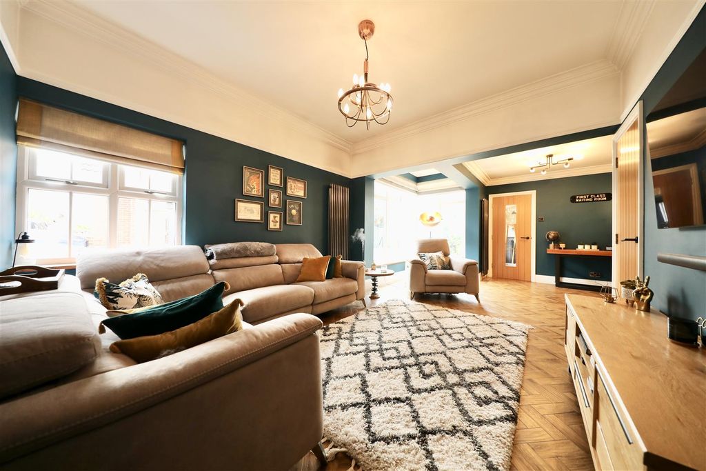 Property photo 2 of 37 0A4A8920.Jpg