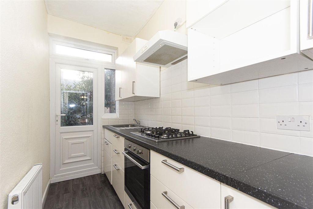 Property photo 2 of 12 Gasiot (2).Jpg