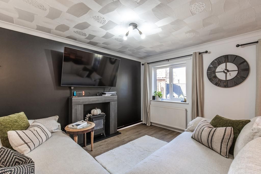 Property photo 3 of 24 Photo 3