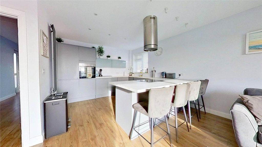 Property photo 3 of 17 Picture No. 07