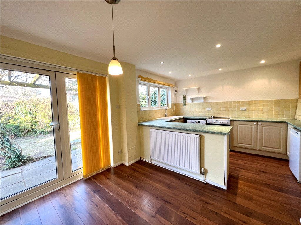 Property photo 2 of 17 Kitchen