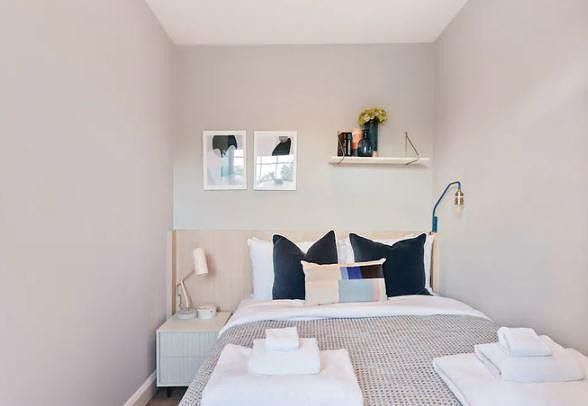 Property photo 3 of 14 (Main)