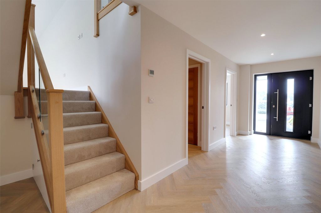 Property photo 2 of 15 2 - Picture No. 02