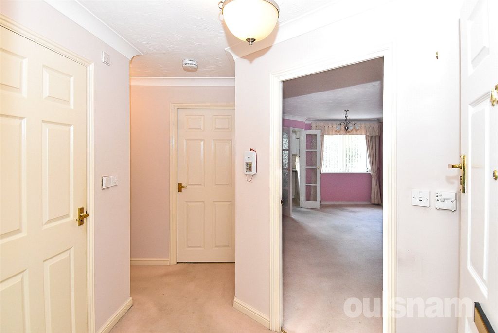 Property photo 2 of 17 Picture No. 02