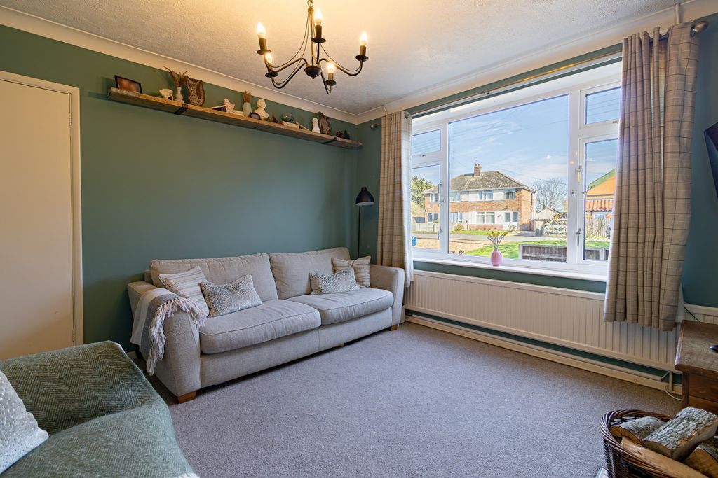 Property photo 3 of 22 4964596